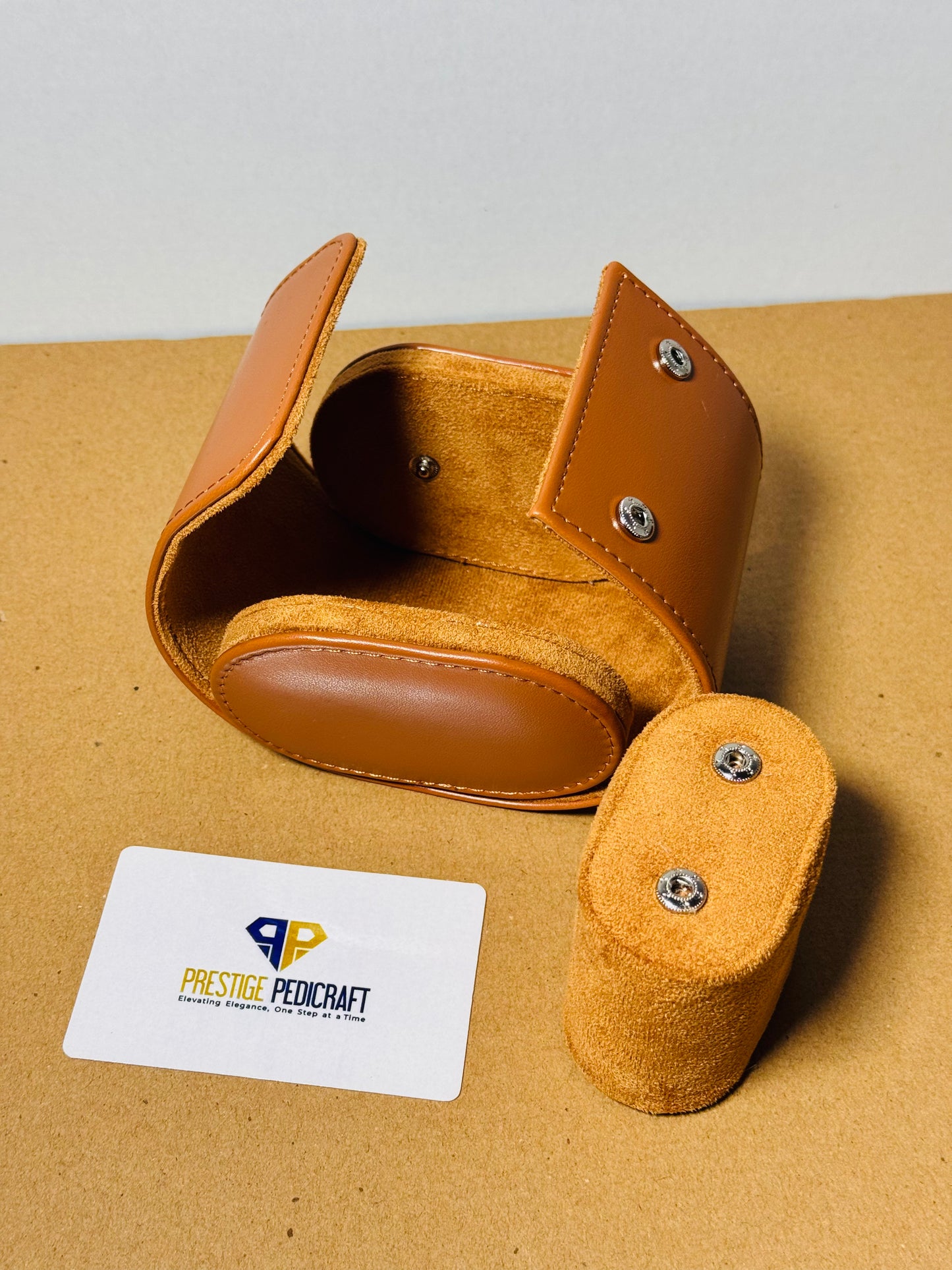 1 Slot Leather Watch Roll – Khaki Travel Case | Customizable