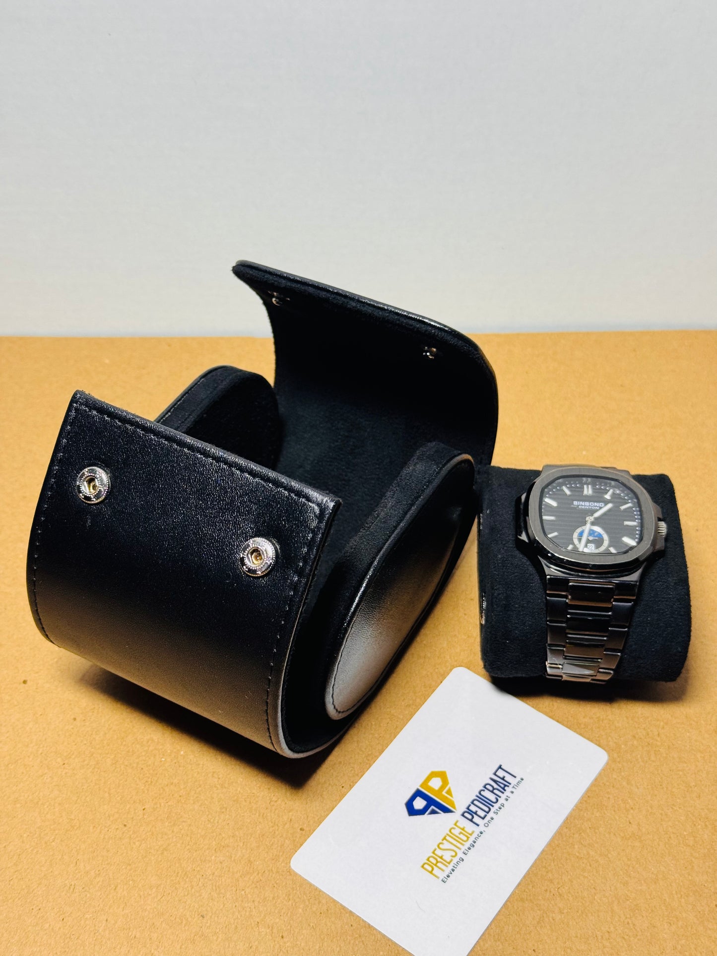 1 Slot Leather Watch Roll – Black Travel Case | Customizable