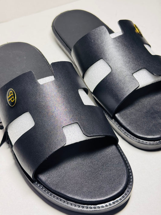 The Prestige H design | Leather