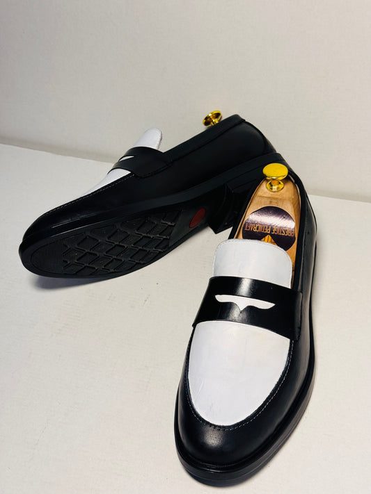 The Prestige Penny Loafers| Black & White