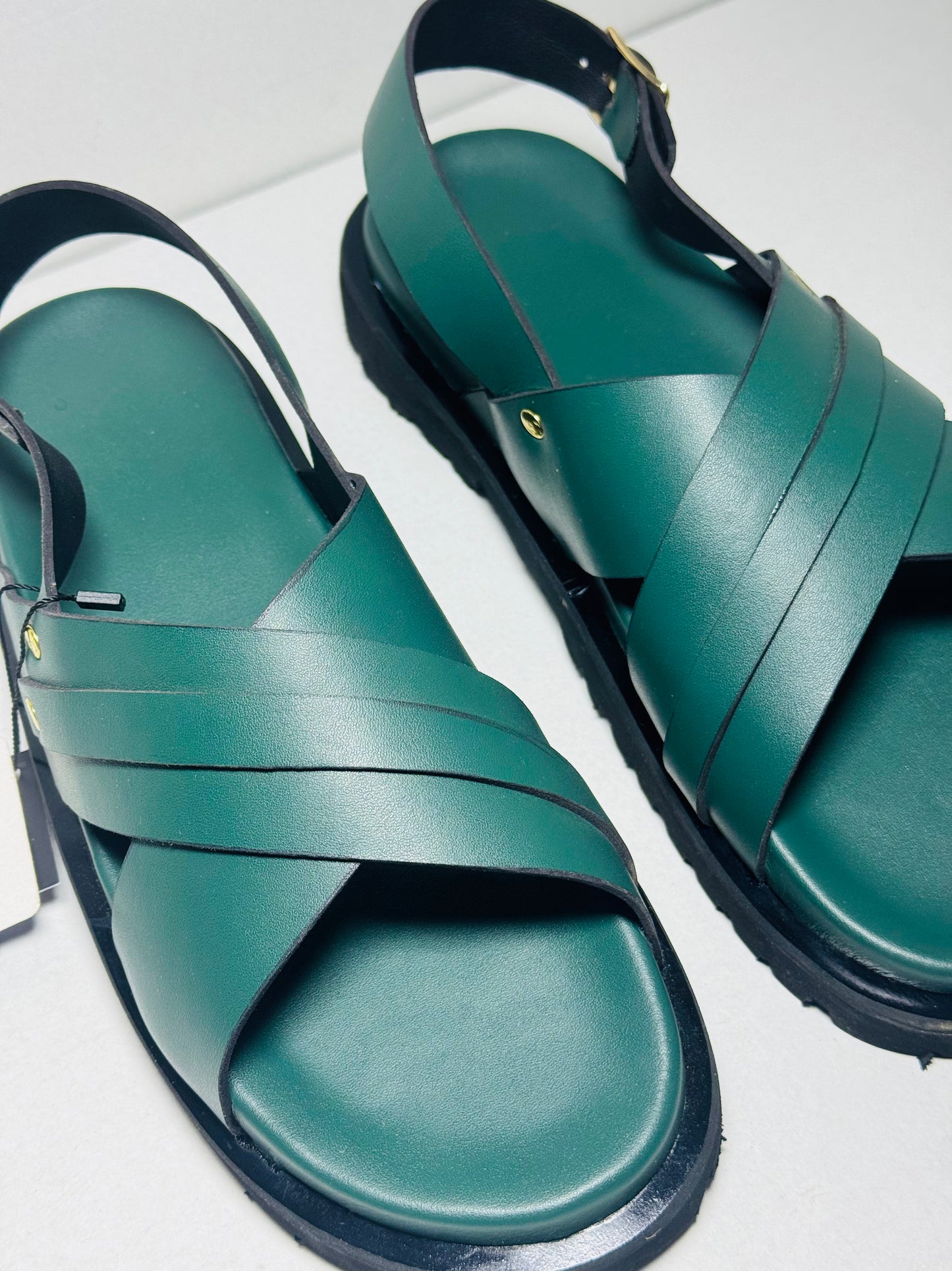 The Prestige Cross Sandals | Forest Shade