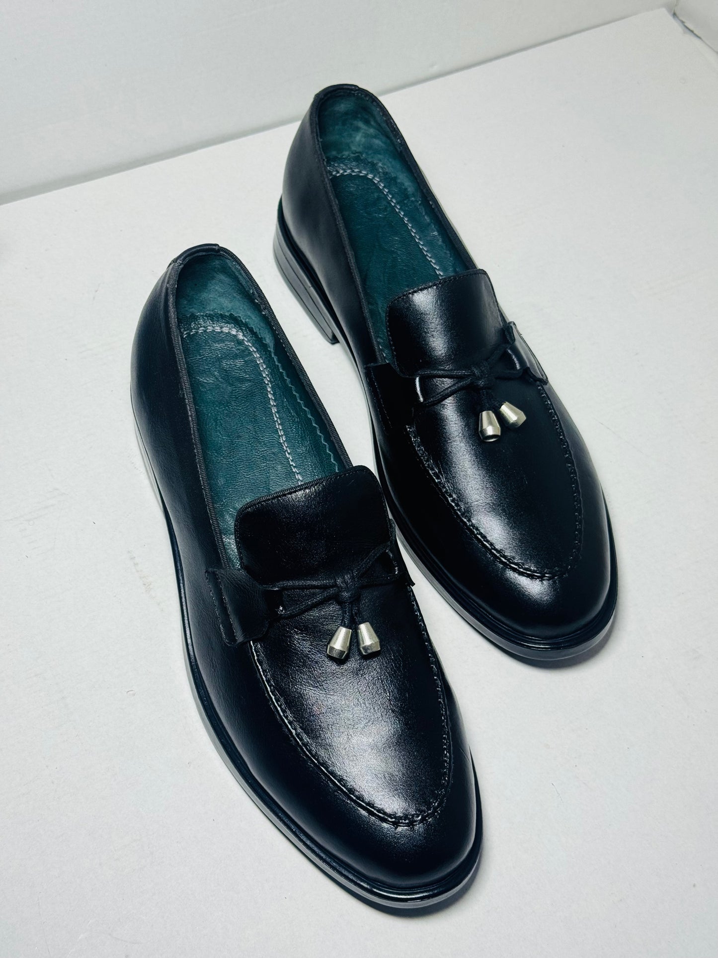 The Prestige Black Leather Tassel Loafers