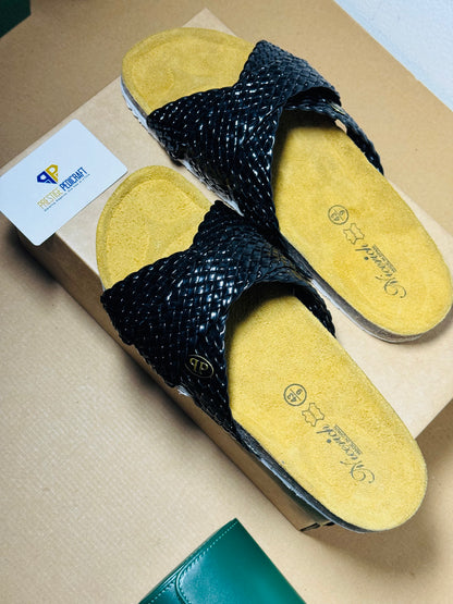 The Prestige Ziora Slides | Black